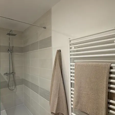 Maison Moderne Pour 6 Personnes